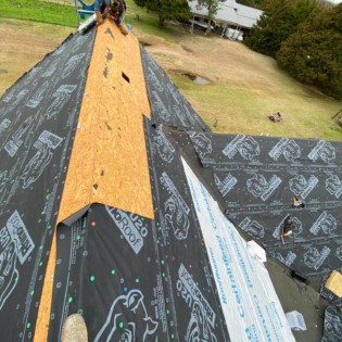 New roof and gutters in Caddo Mills, Northeast Texas.