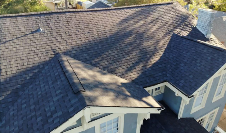 Installing a new roof on a historic home in Greenville, Texas